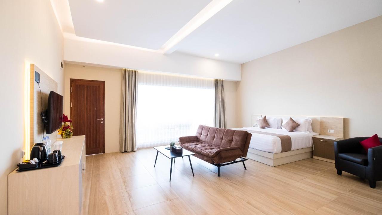 Bukit Indah Doda Hotel & Resorts Palu Exterior foto